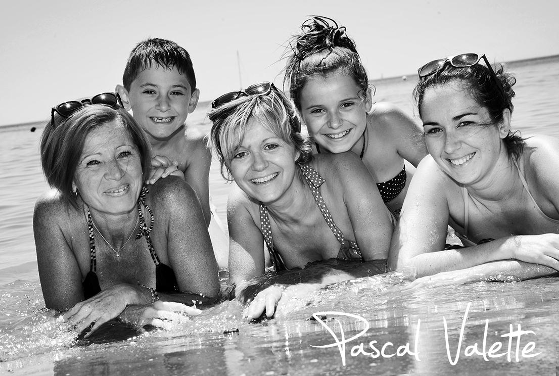 photos de plage en famille, noir et blanc, exil photo palavas